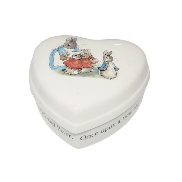 Wedgwood Beatrix Potter Peter Rabbit Heart Shaped Lidded Jewelry Trinket - Picture 1 of 9